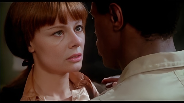 Черный смотритель и белая учительница - Softcore Interracial