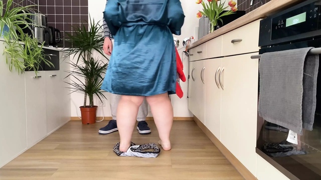 Saggy natural tits of mother-in-law during her masturbation